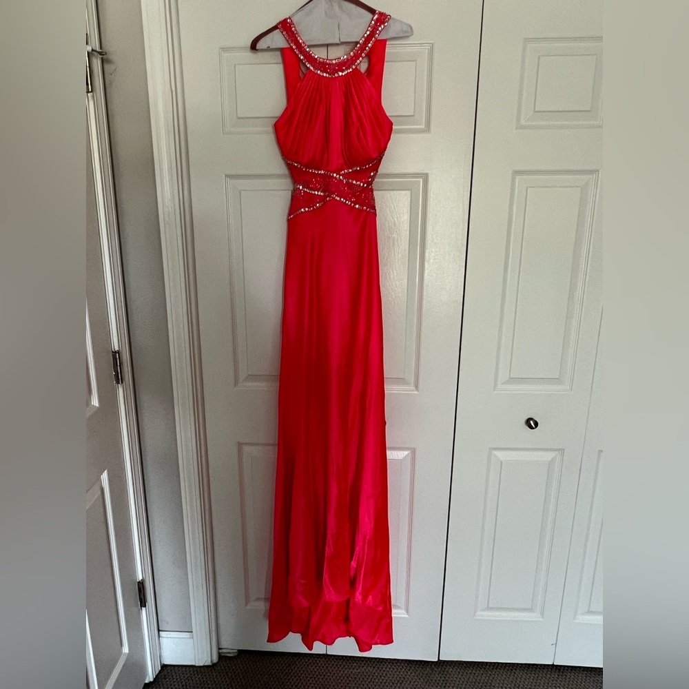 Elegant Pink Prom Gown